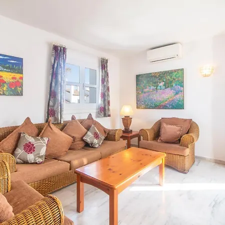 Apartment 7c Linsay Estepona